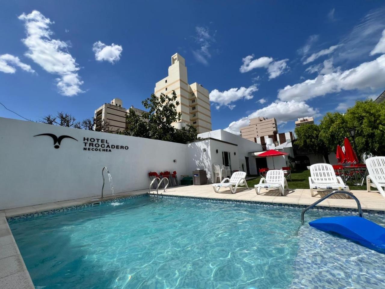 Hotel Trocadero Necochea Buitenkant foto
