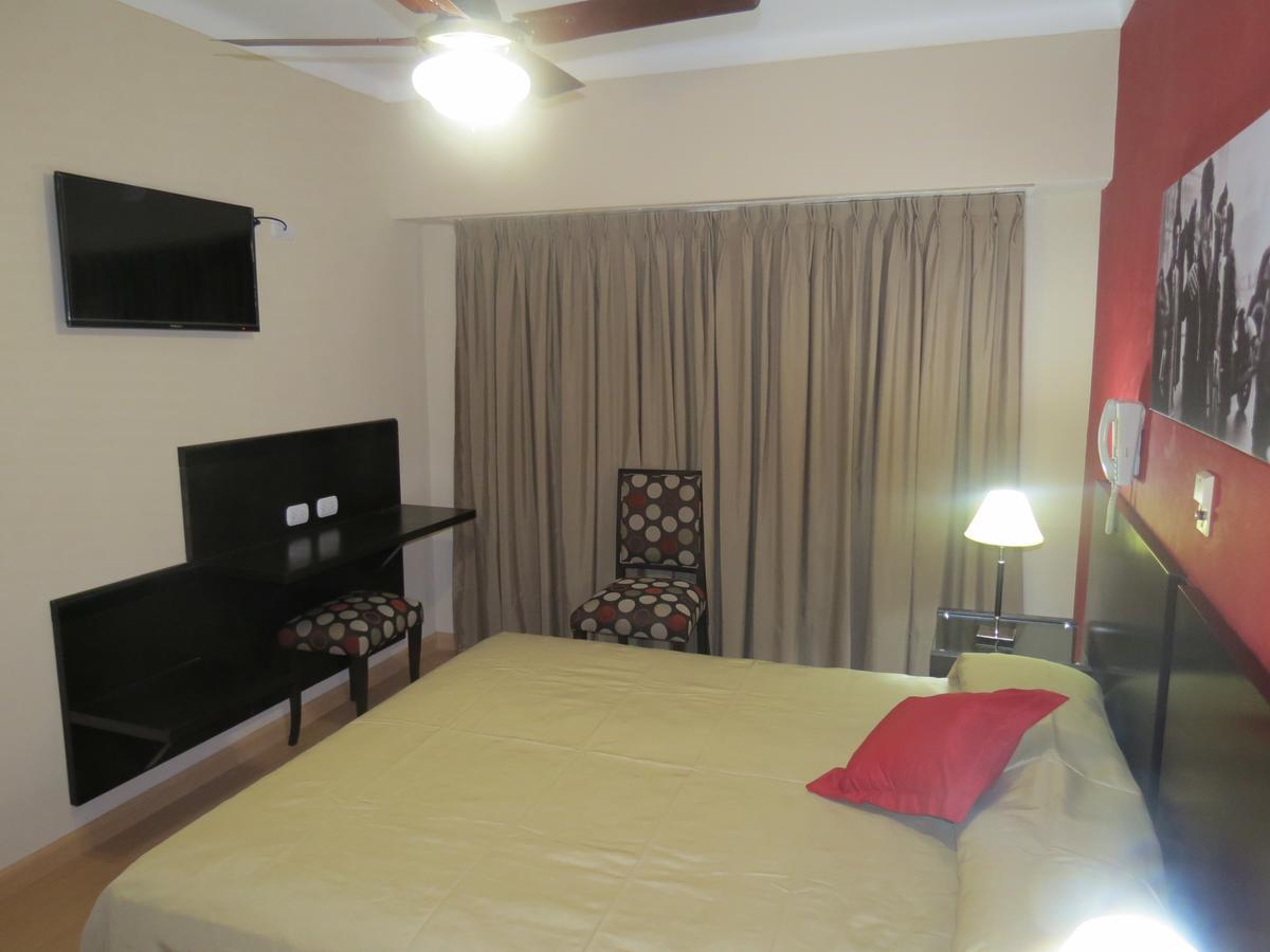 Hotel Trocadero Necochea Buitenkant foto