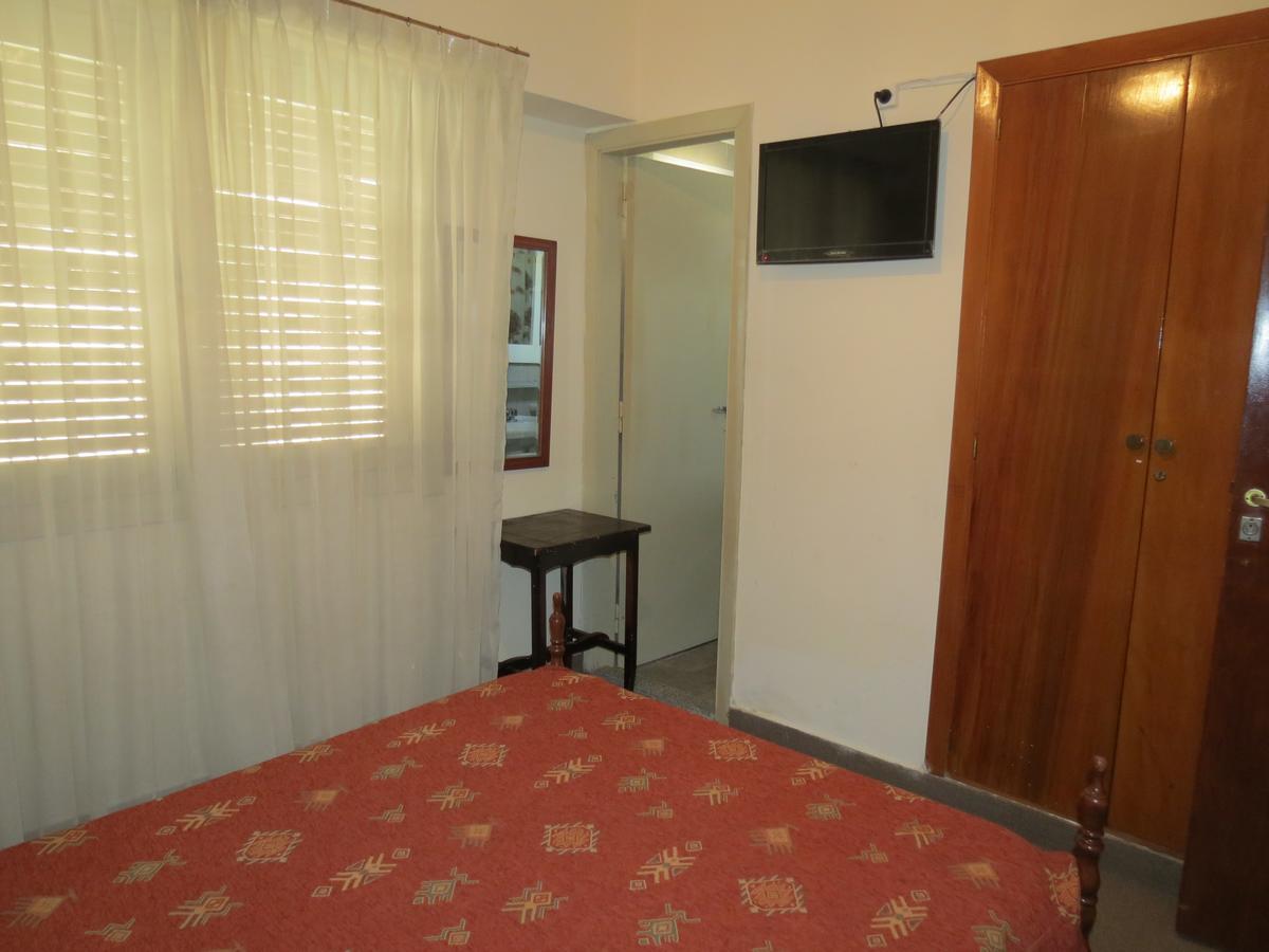 Hotel Trocadero Necochea Buitenkant foto