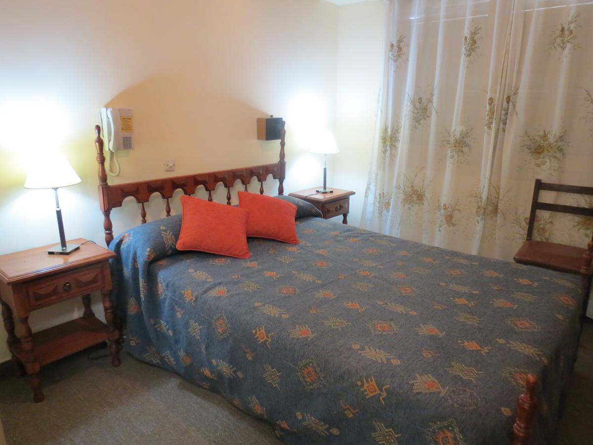 Hotel Trocadero Necochea Buitenkant foto